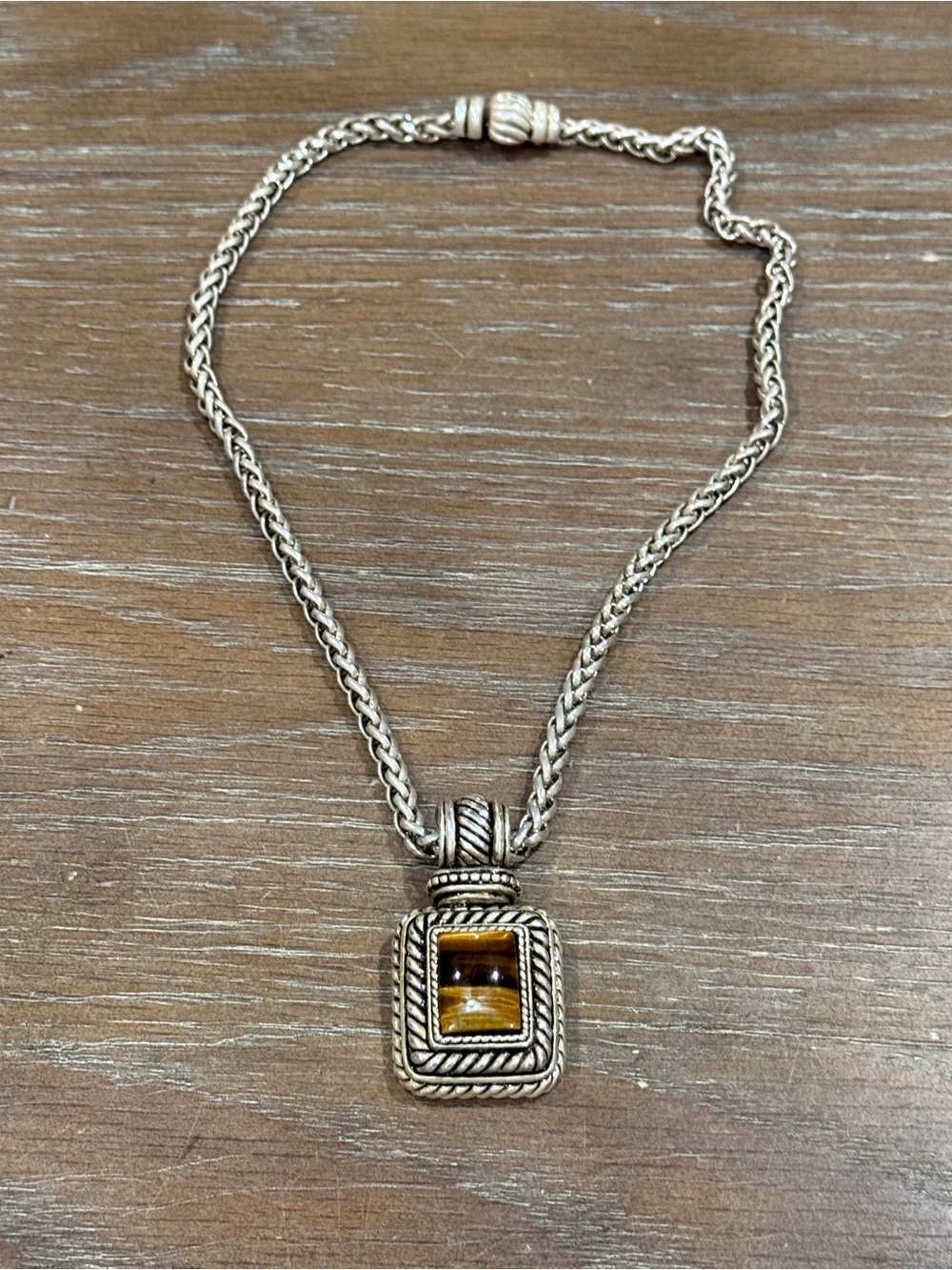 Vintage silver tone chunky necklace w/ tigers eye amber stone pendant